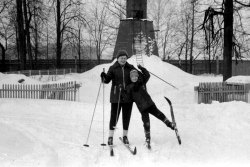 1979 г. Любовь Николаевна Тимощенко с внуком Максимом